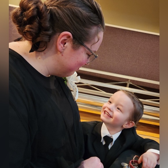 Meet your Posher, Elena - Picture 7 of 14